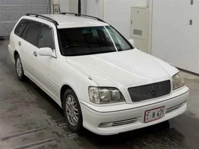 Toyota Crown Estate