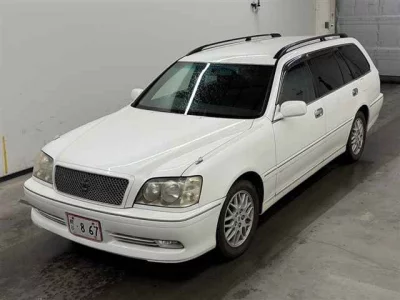 Toyota Crown Estate