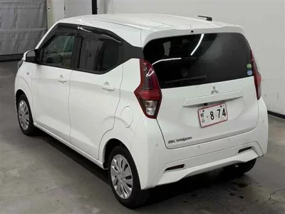 Mitsubishi eK Wagon