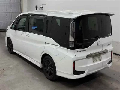 Honda STEP WAGON