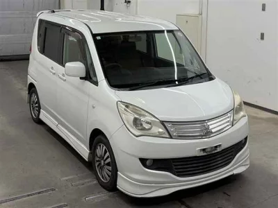 Mitsubishi Delica D:2