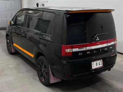 Mitsubishi Delica D:5
