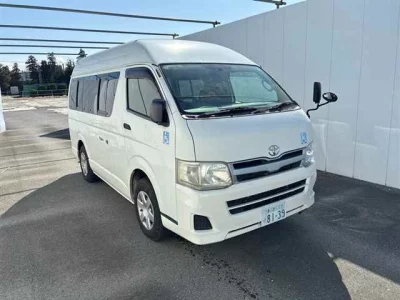 Toyota REGIUS ACE VAN