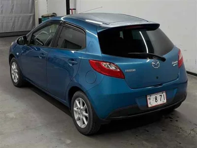 Mazda DEMIO