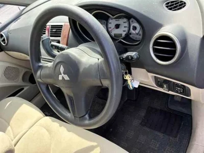 Mitsubishi COLT PLUS