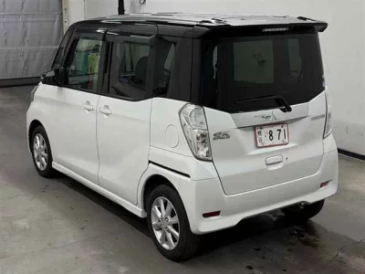 Mitsubishi eK X Space