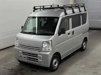 Mitsubishi Minicab Van