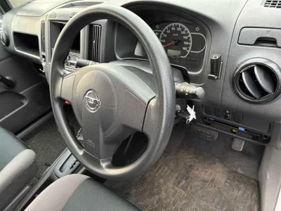 Nissan AD