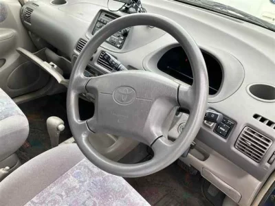 Toyota COROLLA SPACIO