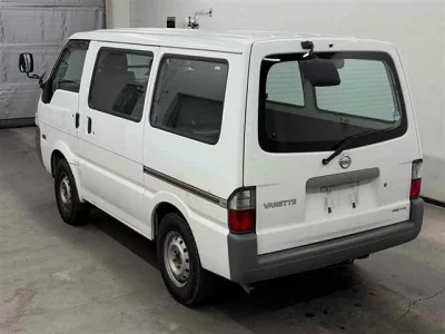 Nissan VANETTE VAN
