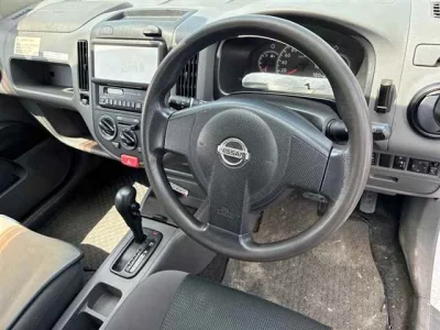 Nissan AD