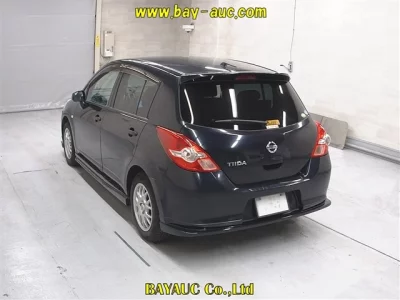 Nissan Tiida