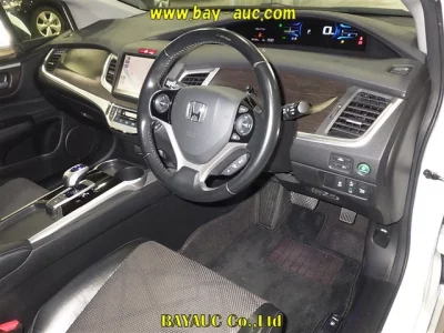 Honda Jade
