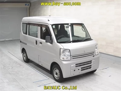 Mitsubishi Minicab Van