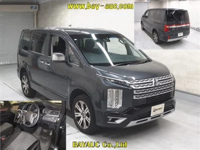 Mitsubishi Delica D:5
