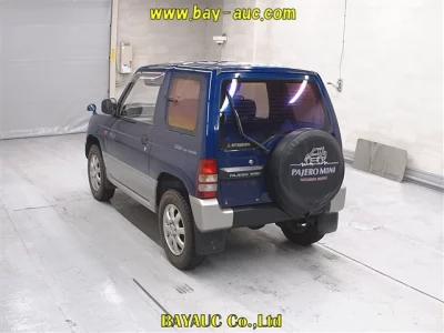 Mitsubishi PAJERO MINI