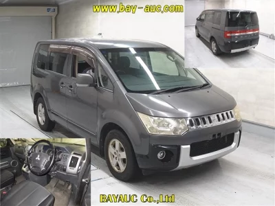 Mitsubishi DELICA D5