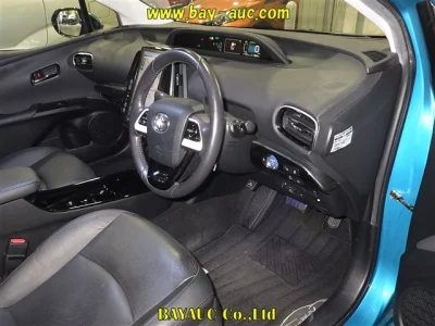 Toyota PRIUS PHV