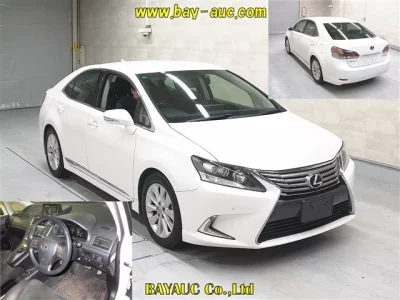 Lexus HS