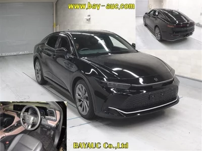 Toyota Crown Crossover