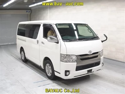 Toyota HiAce Van