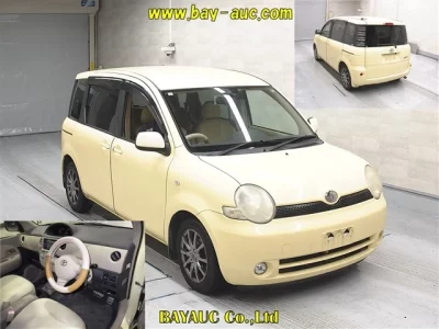 Toyota Sienta