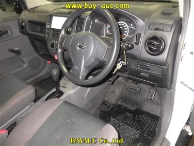 Nissan AD