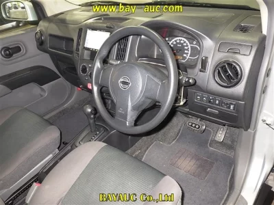 Nissan AD