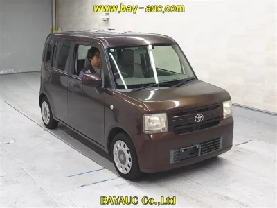 Toyota PIXIS SPACE