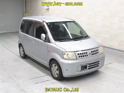 Nissan Otti