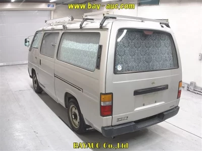 Nissan Caravan