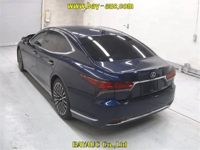 Lexus LS
