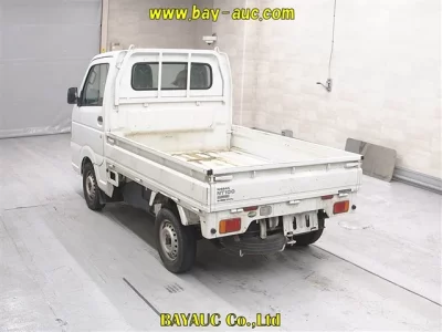 Nissan NT100 Clipper