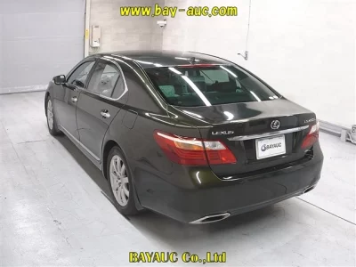 Lexus LS460L