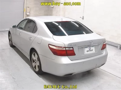 Lexus LS460L