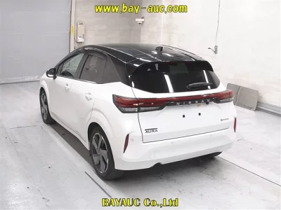 Nissan Aura