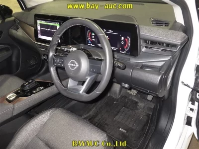 Nissan Aura