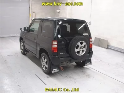 Nissan Kix