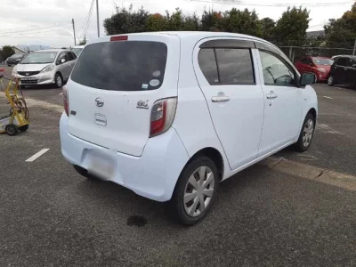 Daihatsu MIRA E S