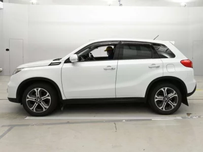 Suzuki Escudo