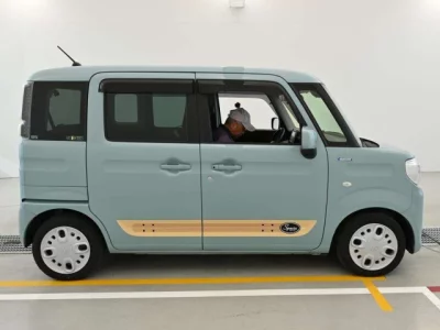 Suzuki Spacia