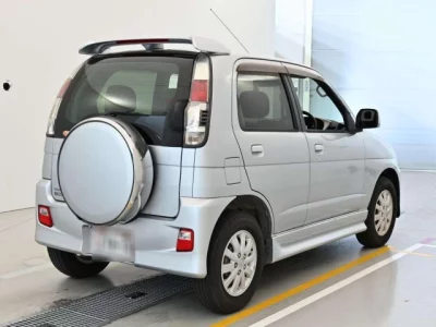 Daihatsu TERIOS KID