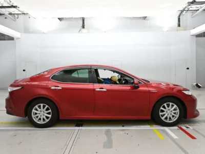 Daihatsu Altis