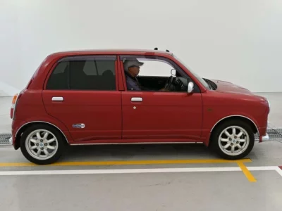 Daihatsu MIRA