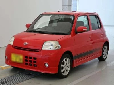 Daihatsu Esse
