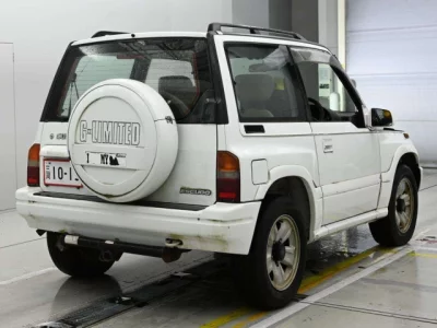 Suzuki Escudo