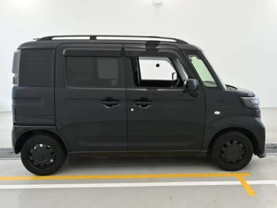 Suzuki Spacia Base