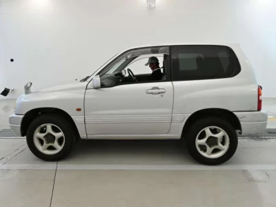 Suzuki Escudo