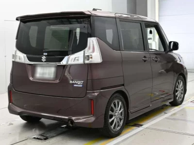 Suzuki Solio