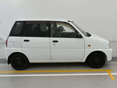 Subaru Pleo